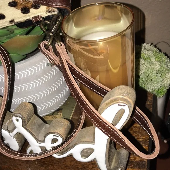 Myra Bag - Picture 7 of 7